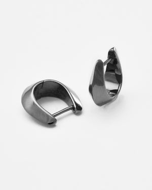 Ruthenium-plated Sterling Silver