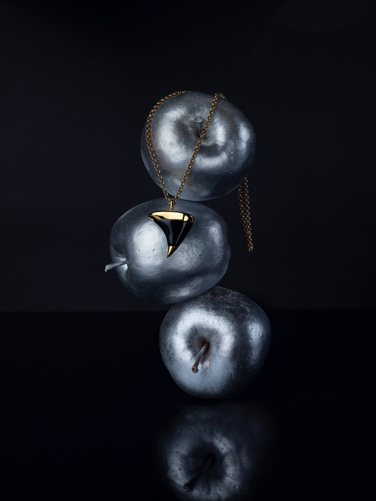 BLACK THORN NECKLACE