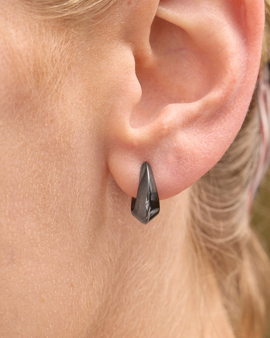 EDGE HUGGIE RUTHENIUM-PLATED STERLING SILVER- Mini Hoop Earring